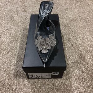 Cape Robbin Black Heels with Rhinestone Floral Design (B/35)